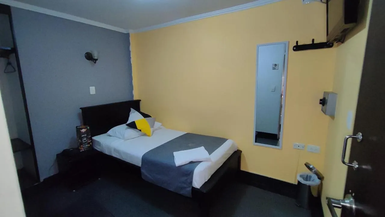 Hotel Rivera Deluxe Богота