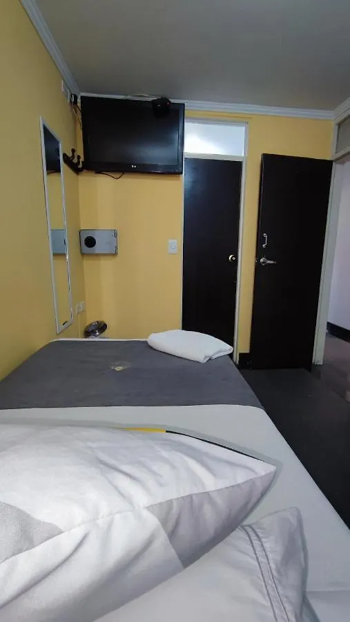 Hotel Rivera Deluxe Богота 3*,