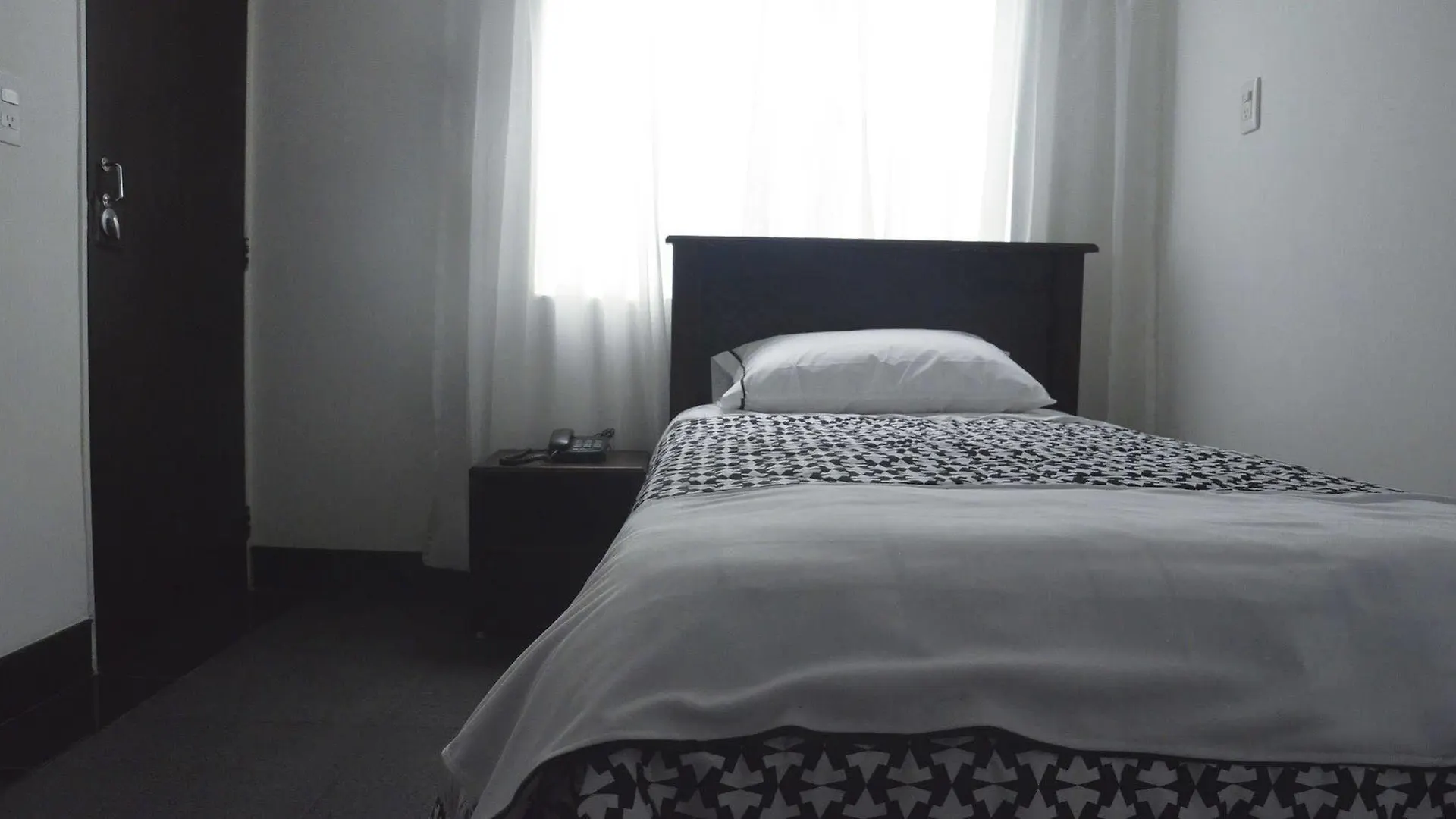 Hotel Rivera Deluxe Богота